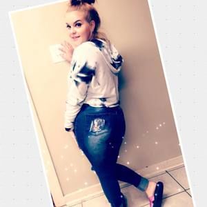 Meet your Posher, Hannah